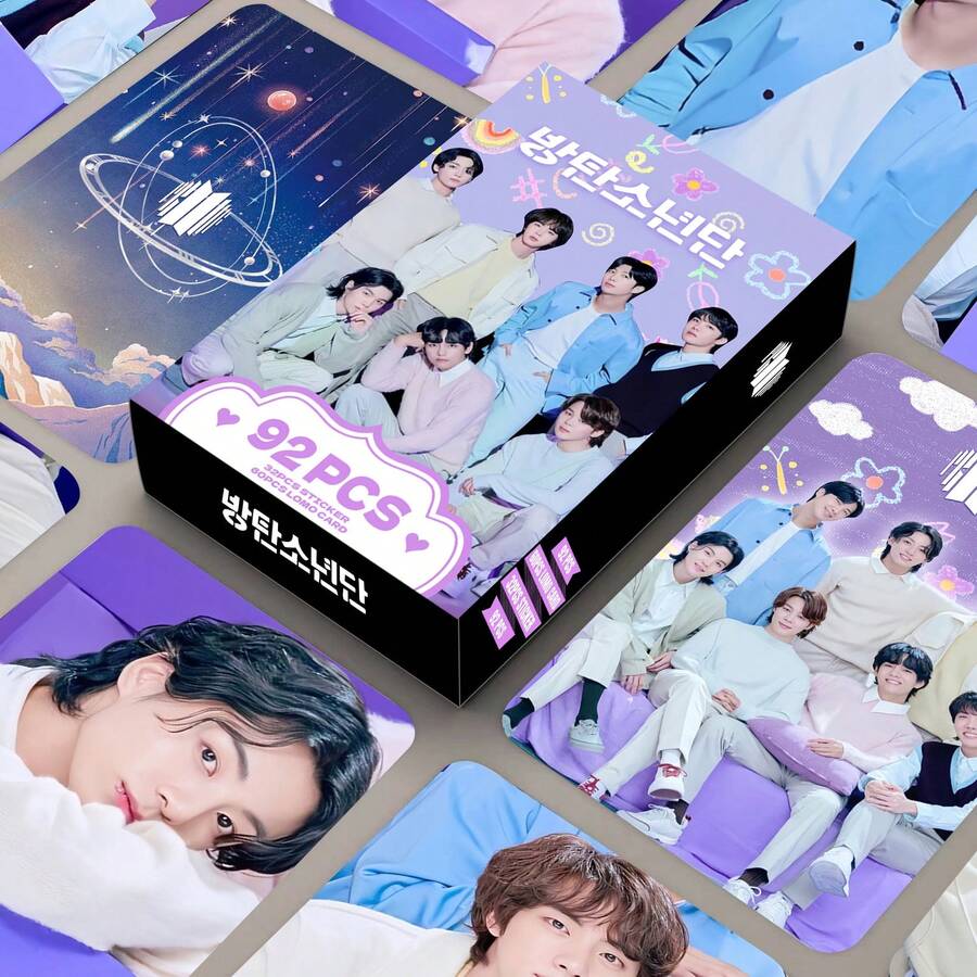 92 pezzi (60 carte + 32 adesivi) Collezione di carte olografiche, foto