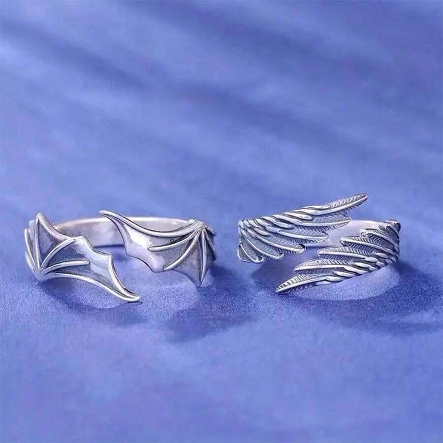 2pcs/Set Vintage Angel Devil Wings Design Featured,Suitable For Couples Or Best Friends Wear. Adjustable Ring Size Fit For Young Girls, An Ideal Gift Choice For Them. - Multicolor - View 1