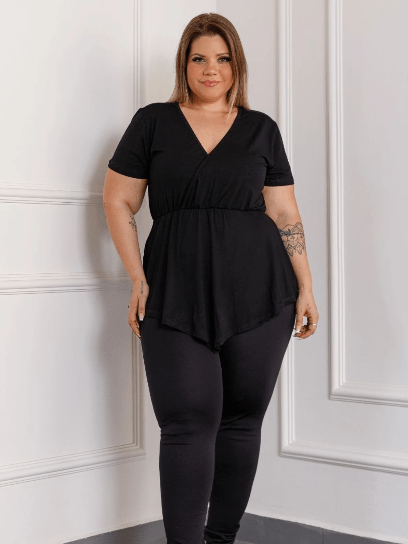 Women's Plus Size V-Neck Blouse - màu đen - Xem 1