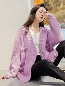Áo khoác cardigan dệt kim đơn hàng khuy đơn giản, rộng rãi, cổ chữ V màu tím hồng của VICTORIA&VERA mùa thu mới của VICTORIA&VERA - Hồng - Xem 1