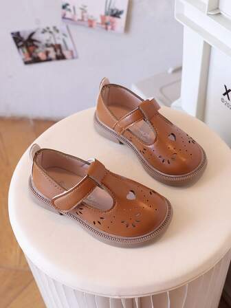 Bruna läderliknande platta barnskor, flickor/barn