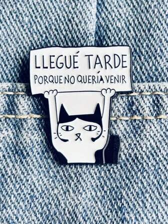 1pc Enamel Black Cat Brooch Pin, Cartoon Animal Lapel Pin Badges For Fashion Jacket, Backpack Decoration, Halloween Gift For Friends