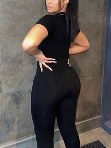 Plus Size Women Solid Color Fashionable Slim Fit Jumpsuit, Casual Street Style, Spring Outfit - Black - View 4