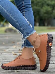 女士舒适轻便圆头一脚蹬软平底鞋，百搭优雅休闲风格，四季皆宜