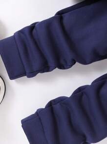 2 pezzi/set Completo di felpa e pantaloni con stampa di lettere alla moda per ragazzi, autunno inverno