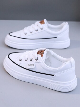 1 双女式白色休闲运动瑜伽平底运动鞋，圆头户外防水系带皮鞋，适合春秋季