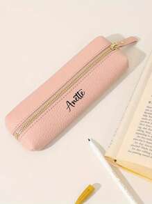 1 pieza Estuche para lápices de PU personalizable con nombre, logotipo y texto - Resistente al agua y al polvo, organizador de papelería con cremallera multifuncional, ligero, adecuado para la vuelta al cole, la escuela o la oficina, decorativo y multifuncional, reutilizable, moderno, colorido, lindo, vintage, de dibujos animados, Kawaii, divertido, personalizable, para trabajadores, clientes, estudiantes, para negocios/trabajo/oficina, para la escuela, útiles escolares