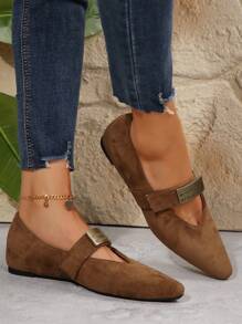 新款女士平底鞋，春秋尖头一脚蹬平底鞋，金属扣装饰，透气镂空，舒适防滑，办公室工作派对休闲学生优雅女士鞋