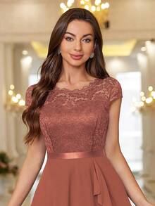 MIUSOL Vestido de cóctel con corsé de encaje floral y dobladillo con volantes - Óxido marrón - Ver 9