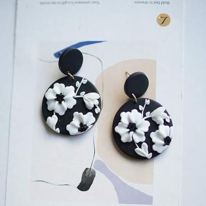 1 Pair Handmade Polymer Clay Floral Earrings Monochrome Black & White Statement Dangles; Arch, Round, Oval & Square Drops With 3D Flowers And Gold-Tone Accents; Lightweight Minimalist Boho Vintage Aesthetic Fashion Jewelry For Women Girls, Daily Work Party Wedding Gift