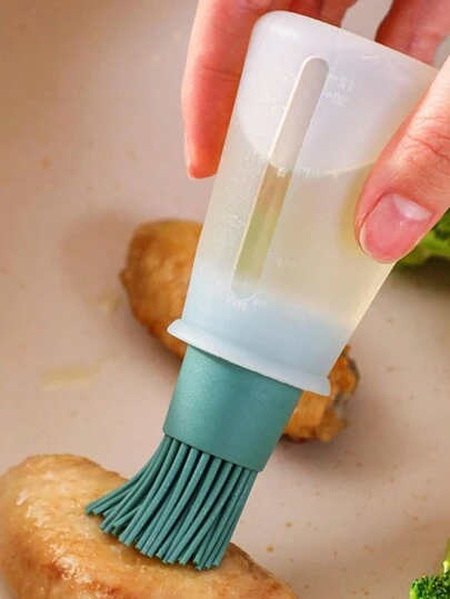 1 Pc Silicone Oil Brush, Air Fryer, Barbecue, High Temperature Small Oil Pot (May Have Slight Color Difference Due To Lighting Conditions)