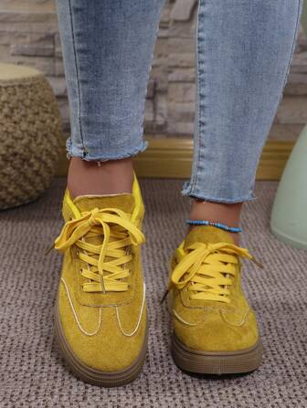 女士春秋新款轻便奢华系带休闲运动鞋，适合旅行、跑步、户外运动，黄色