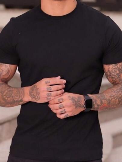 Camiseta Masculina Básica Slim Fit Gola Redonda