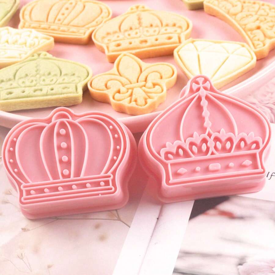 Crown Cookie Cutter8 Pieces Plastic Prince King Queen Princess Cutters