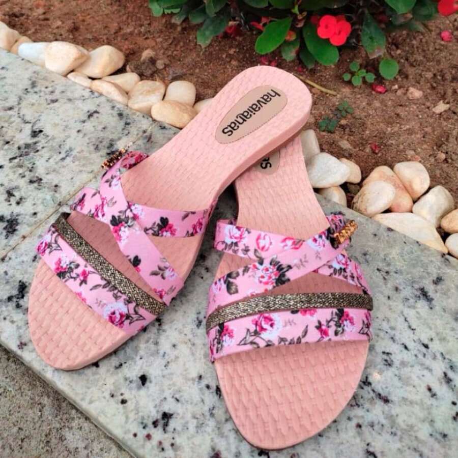 Women's Flat Flip Flops With Printed And Gold Straps Comfortable Fabric Summer - 玫紅色 - 查看 1