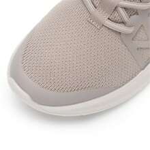 Skechers BOB'S SPORT 女款系带休闲运动鞋，学生运动训练及户外穿着，低帮耐穿透气休闲鞋，轻便舒适，适合日常步行。建议选购小一码。117507-TPE - 灰褐色 - 查看 6