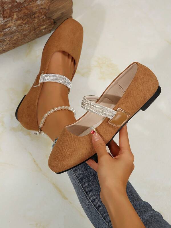 Women's Vintage French Fashion Soft-Sole Mary Janes, Rhinestone Strap, Hook-And-Loop Flat Shoes, Spring/Summer/Early Autumn