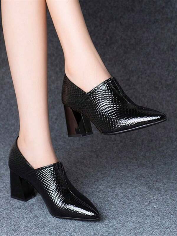 Women's Fashion Shiny Leather Rhinestone Closed Toe Mules, Cross Straps, Half Slip-On Slippers, Summer Casual French Style Pointed Toe High Heeled Sandals Valentines