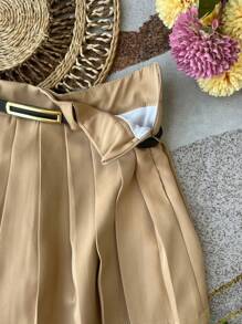 Women's Tailored Pleated Skirt Shorts With Zip And Belted Waist - 卡其色 - 查看 3