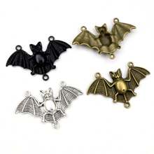 5 Stücke 48x30mm Metall Fledermaus Handgefertigte Anhänger mit Schlaufenverbinder Bastelzubehör für DIY Halloween Dekoration Schmuckherstellung