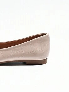 Square Toe Butterfly Flat Loafers For Women, Gentle Fairy Style For Dresses, Elegant Grandma Shoes - Apricot - View 3