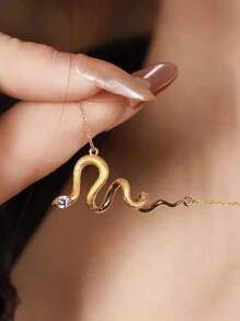 1 件简约时尚蛇形吊坠项链，适合男女，日常佩戴和礼物