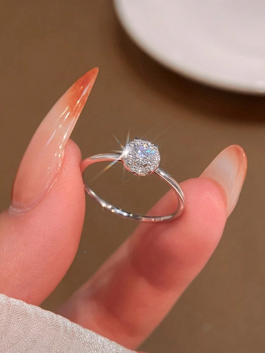 Newsoul 1 枚精美 0.3 克拉 Duffel Dag 圓形 D-Color 石鑽戒指，適用於女性女友禮物、婚戒首飾