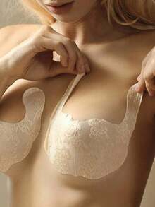 زوجان من صدريات نسائية لاصقة بدون أشرطة برافع وداعم حجم كبير مع خيط غير مرئي، وسادة هلالية لاصقة منقطة الشكل لرفع وتدعيم الصدر - بني فاتح - مشاهدة 5