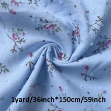 1 件花卉提花雪纺连衣裙面料，59 英寸宽 x 3 码长，70gsm 重量