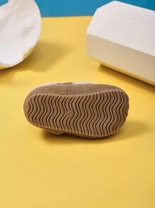 1 Pair Fashionable Flat Shoes For Baby Girls, Round Toe, Simple, Versatile, Comfortable & Soft Sole, Slip-On Design, Warm Lining For Autumn & Winter