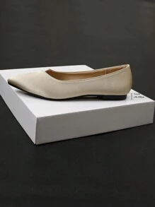 Flache Schuhe mit weicher Sohle, neue Ankunft Frühling & Herbst 2024, bequeme Slip-On Lässig Flache Schuhe mit Spitze, vielseitige Damen Sneaker in Großen Größen