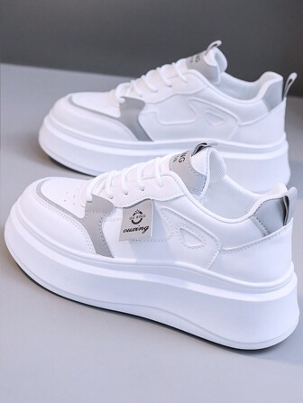 1 双女士圆头休闲户外防水皮革运动鞋，春秋季