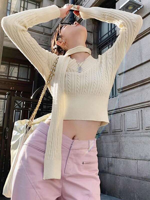 Women V-Neck Drop Shoulder Long Sleeve Cropped Sweater, Solid Color, Autumn/Winter