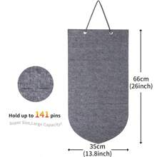 قطعة واحدة من حامل دبوس إبرة الصنارة بشكل جداري رمادي اللون لحفظ وعرض دبابيس الأزرار والقبعات، حامل لاستقبال ما يصل إلى 141 دبوس. مثالي للعودة إلى المدرسة اليوم الوطني سعودي توزيعات العودة الى المدرسة