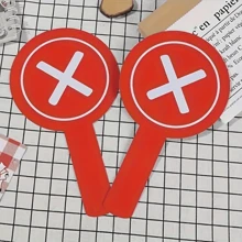 1PC Right Or Wrong Hand Raise The Card, Hook Cross Circle Raise The Hand Card, Christmas, Portable Classroom Answer Card, Kindergarten Classroom Teaching Aids Hand Card Referee, Judge Right And Wrong Score Card, Interactive Toys, PVC Materials, Two-Sided Teaching Tools Of The Right And Wrong Answer Indicator,Back To School