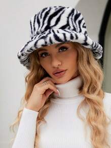 1 Women's Leopard Print Plush Bucket Hat, Autumn And Winter Warm Multi-Purpose, Adjustable Cap Crown, Suitable For Anyone Group Of Small Bucket Hats Suitable For Daily Use Leopard Print Pattern Random Winter Outfits