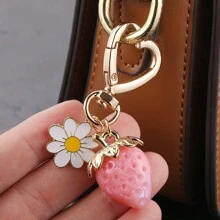 Minimalist Fresh Strawberry Fruit Key Chain Pendant Accessories - Red - View 5