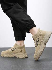 Botas oxford y derby de PU de punta redonda de color sólido de moda para hombres, cómodas zapatillas antideslizantes para hombres, botas de moda para hombres para salir, deportes y todos los días.