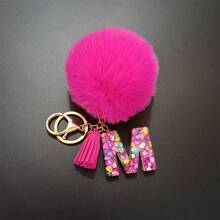 Llavero con pompón de peluche y piedra rosa en forma de letra, decoración para bolso, accesorio de estilo, regalo, recuerdo, accesorio para coche, dije para bolso, accesorios escolares, gótico, Y2K