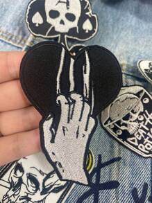 1 Set Of 3/6pcs Black And White Skull Embroidery Ironing Patches Halloween Costume Decoration Accessories Are Fashionable And Versatile Suitable For DIY Clothing Cloth Stickers Jackets, T-Shirts, Pants, Jumpsuits, Hats, Bags, Etc - 3pcs - View 3