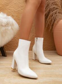 女士时尚白色短靴，蛇皮图案，简约，百搭，侧拉链，超高粗跟，尖头，骑行风格靴子