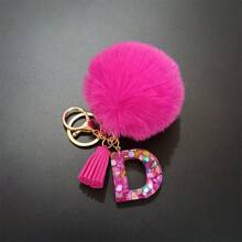 Llavero con pompón de peluche y piedra rosa en forma de letra, decoración para bolso, accesorio de estilo, regalo, recuerdo, accesorio para coche, dije para bolso, accesorios escolares, gótico, Y2K