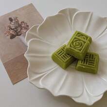 1pc Vintage Embossed Sweet Dessert Bowl, Japanese Style Solid Color Lotus Leaf Bowl, Ceramic Breakfast Bowl Set Christmas Gift,School Supplies
