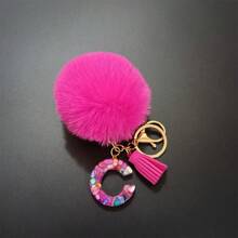 Llavero con pompón de peluche y piedra rosa en forma de letra, decoración para bolso, accesorio de estilo, regalo, recuerdo, accesorio para coche, dije para bolso, accesorios escolares, gótico, Y2K