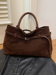 Bolso con hebilla de diseño único, nueva colección otoño-invierno 2024. Bolso casual de trabajo para mujer. Bolso de moda, bolso caliente de mujer para otoño e invierno. Bolsos de mano para damas.