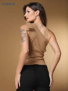 WUUW Women's Fashion Solid Color One Shoulder Slim Fit Top, Asymmetrical Neckline Short Sleeve T-Shirt - Lạc đà - Xem 2