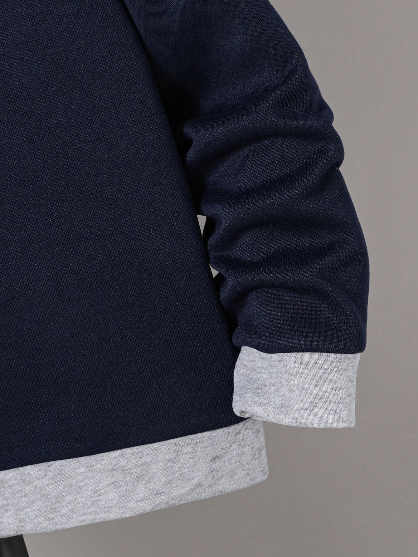 بلوفر هودي للأولاد مريح ودافئ، مناسب الشتاء