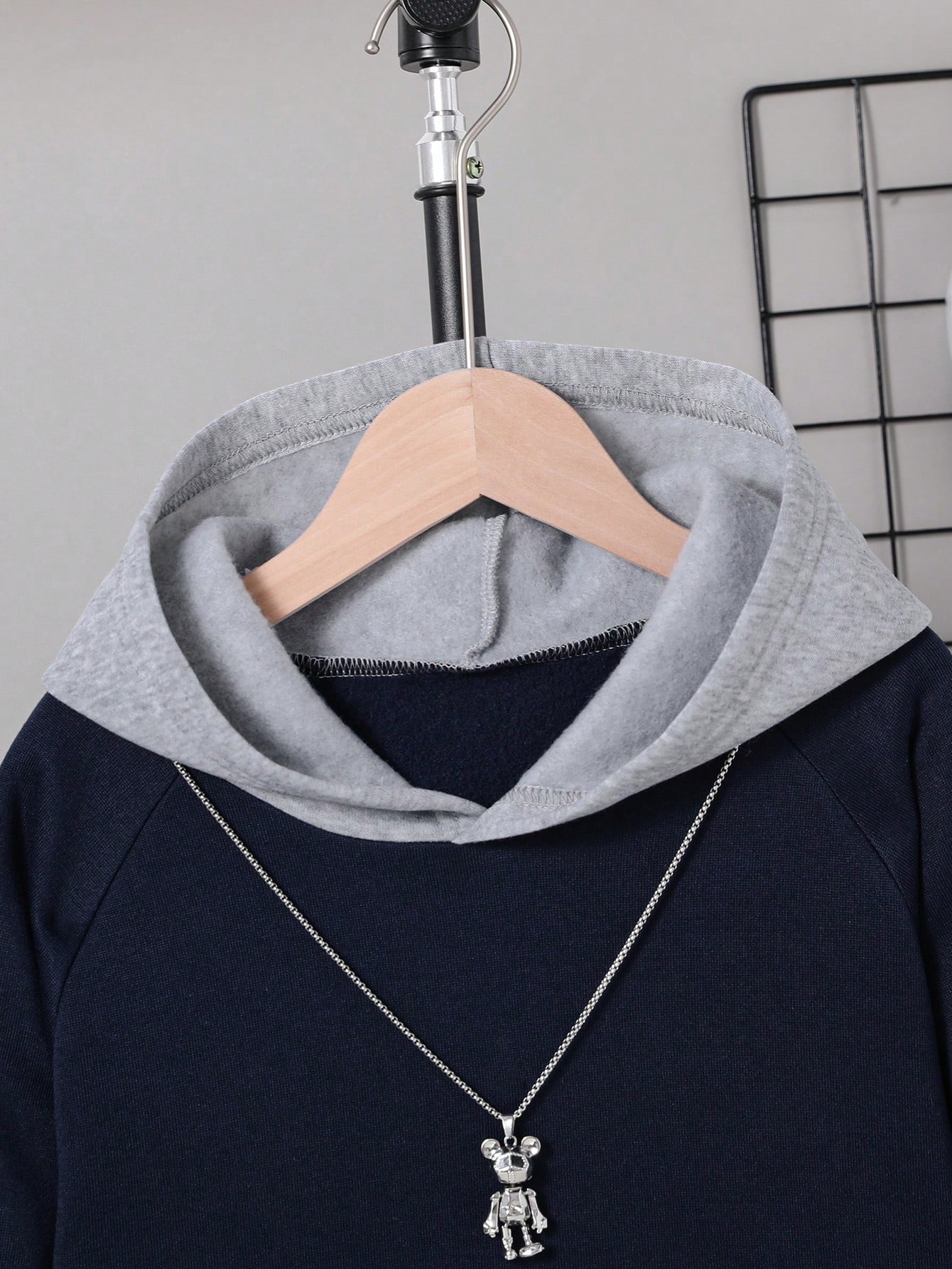 بلوفر هودي للأولاد مريح ودافئ، مناسب الشتاء