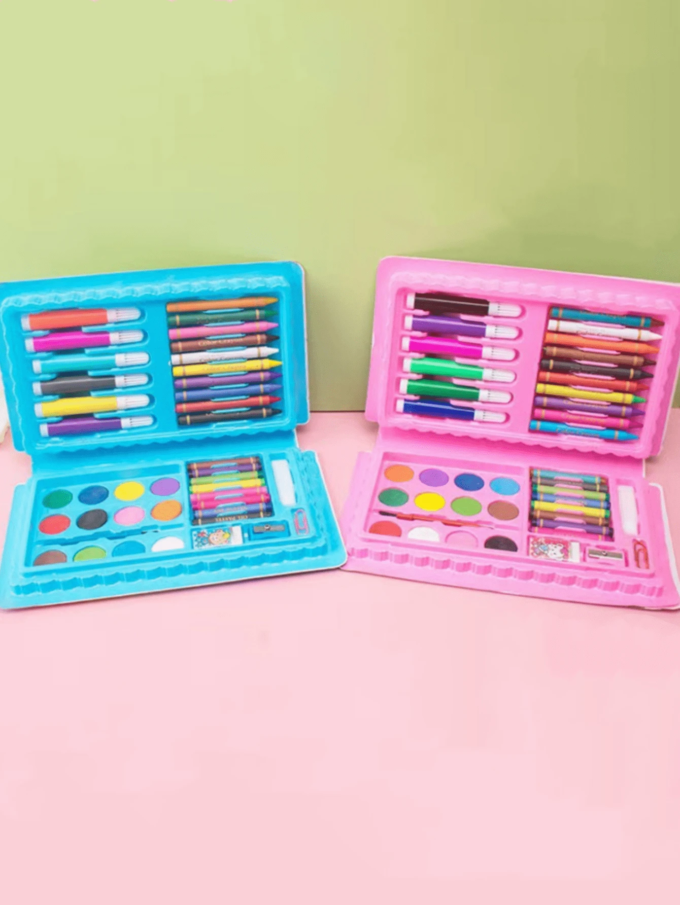 42 Colors Wax Crayon Set, Soft Blendable & Stackable Crayons For