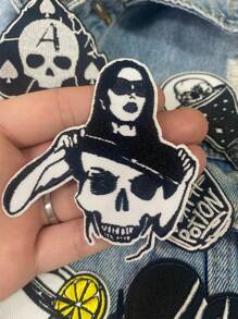 1 Set Of 3/6pcs Black And White Skull Embroidery Ironing Patches Halloween Costume Decoration Accessories Are Fashionable And Versatile Suitable For DIY Clothing Cloth Stickers Jackets, T-Shirts, Pants, Jumpsuits, Hats, Bags, Etc - 3pcs - View 2